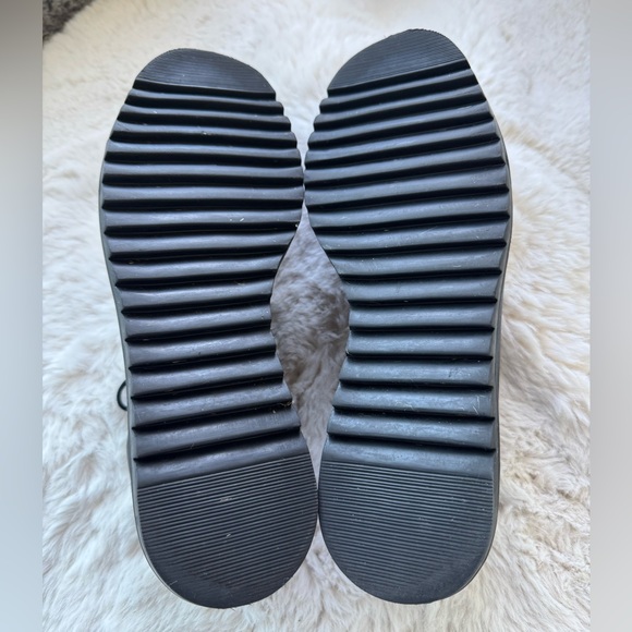 Black Leather Platform Oxfords - Picture 6 of 7